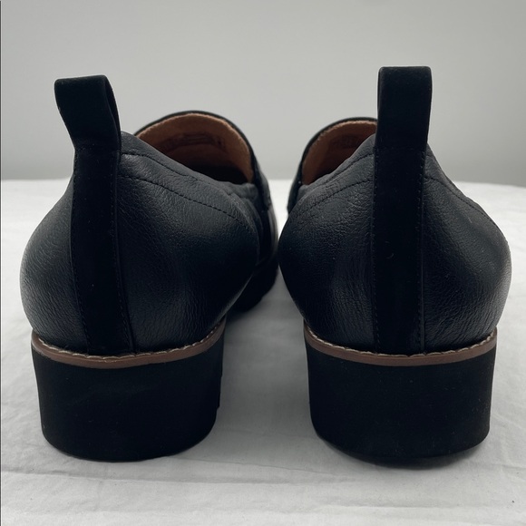 Vionic Black Leather Chain-Trim Loafers - Picture 12 of 16